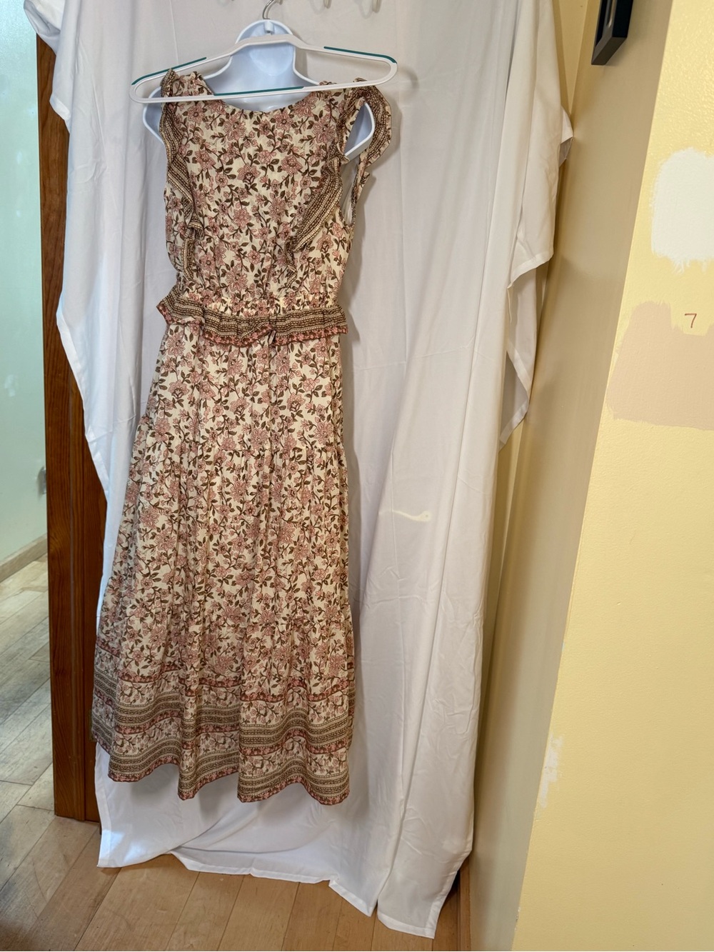 Floral V-Neck Maxi Dress in Cream and Dusty Rose - Picture 2 of 3